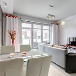 Dom & House - Marina 格但斯克