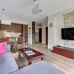 Dom & House - Marina 格但斯克
